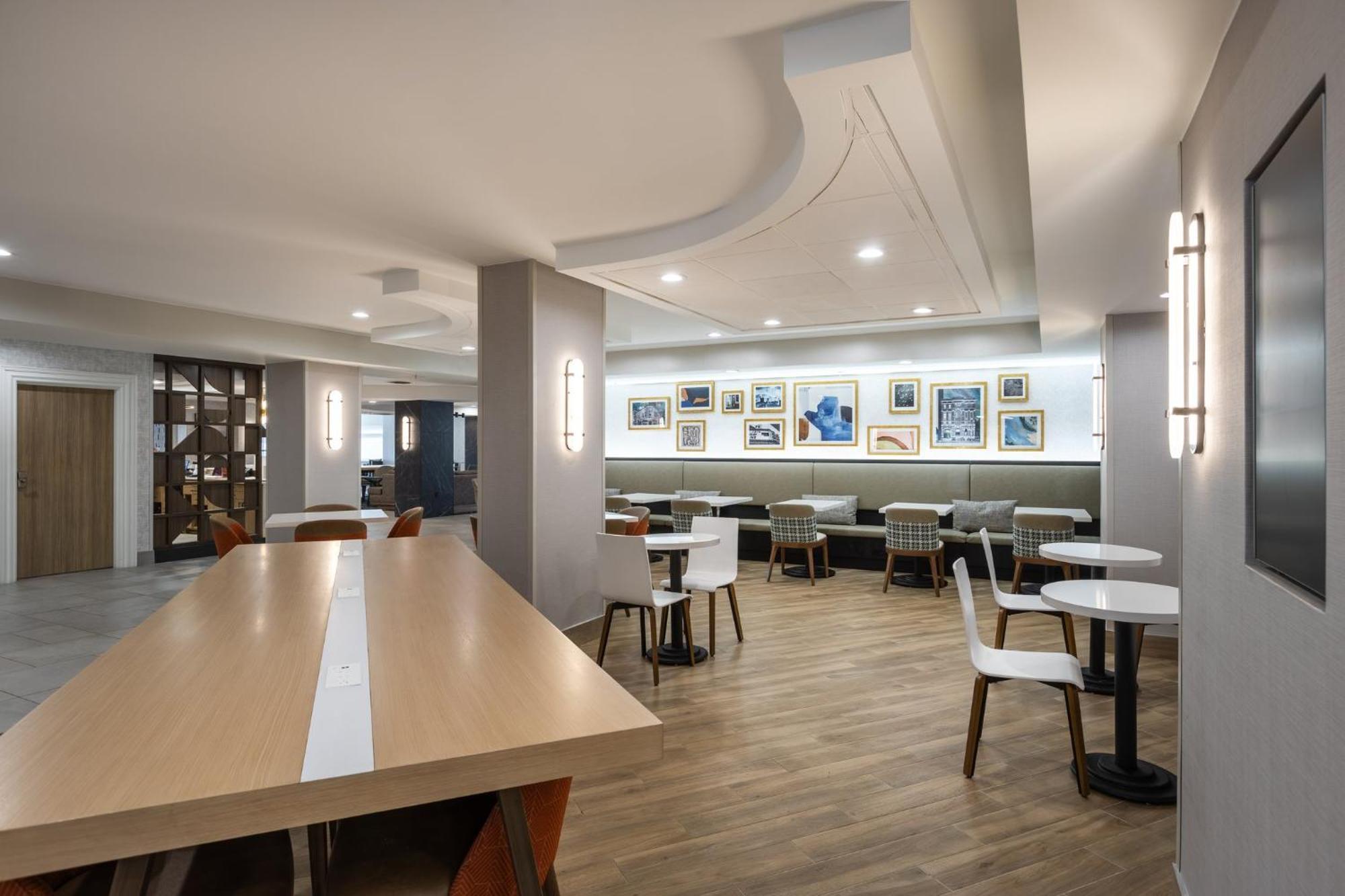 Holiday Inn Anderson By Ihg Zewnętrze zdjęcie