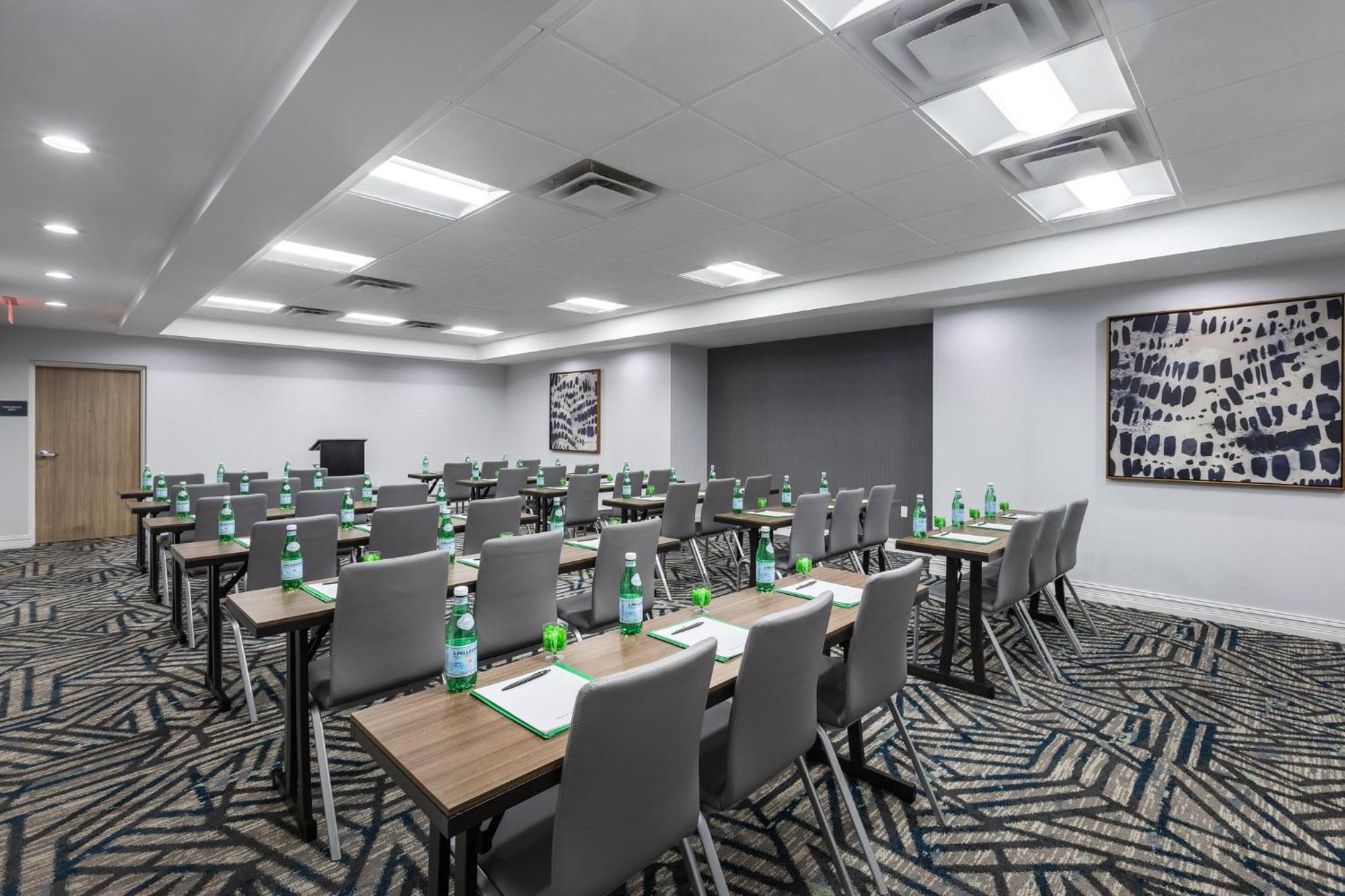 Holiday Inn Anderson By Ihg Zewnętrze zdjęcie