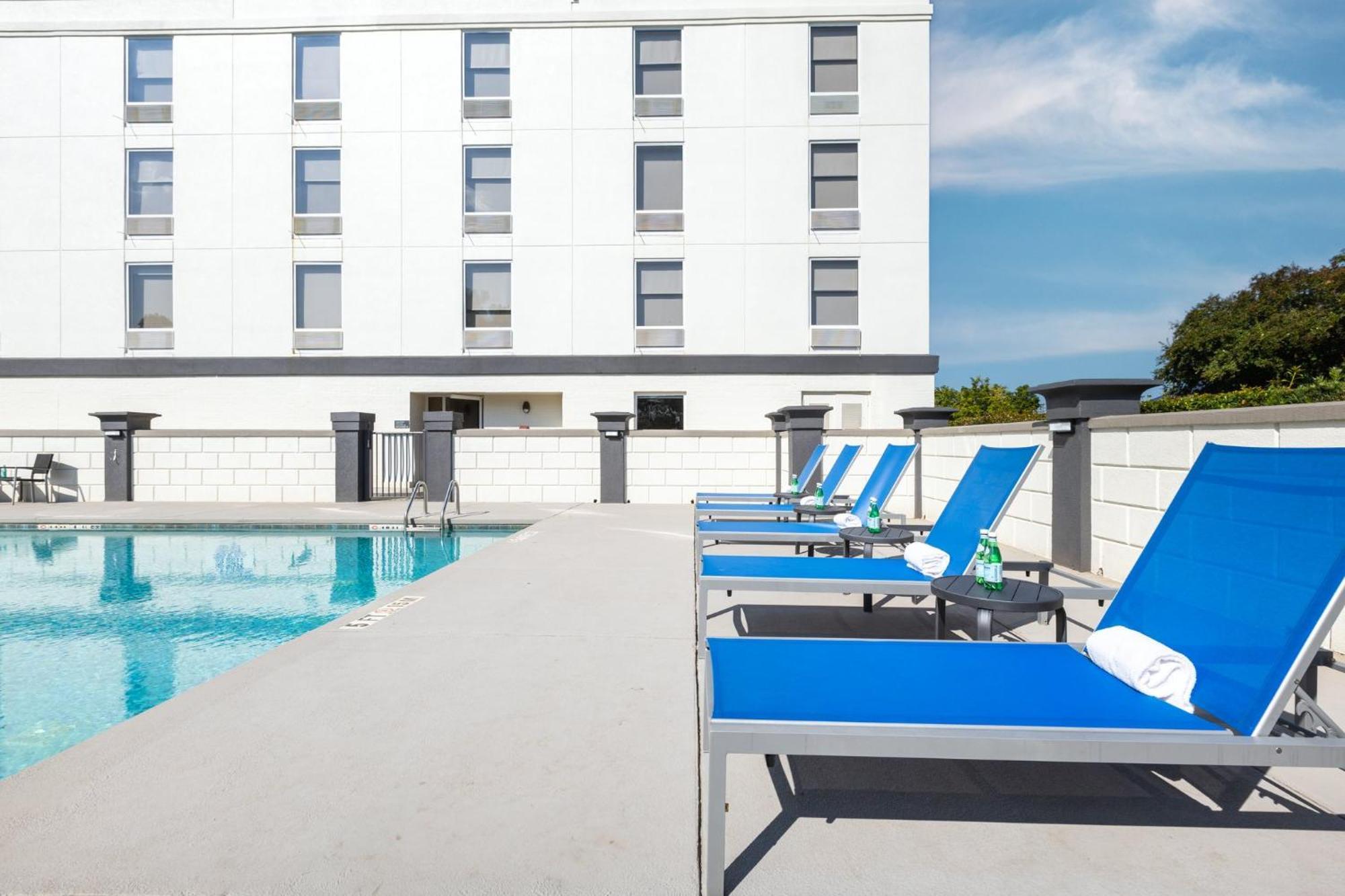 Holiday Inn Anderson By Ihg Zewnętrze zdjęcie