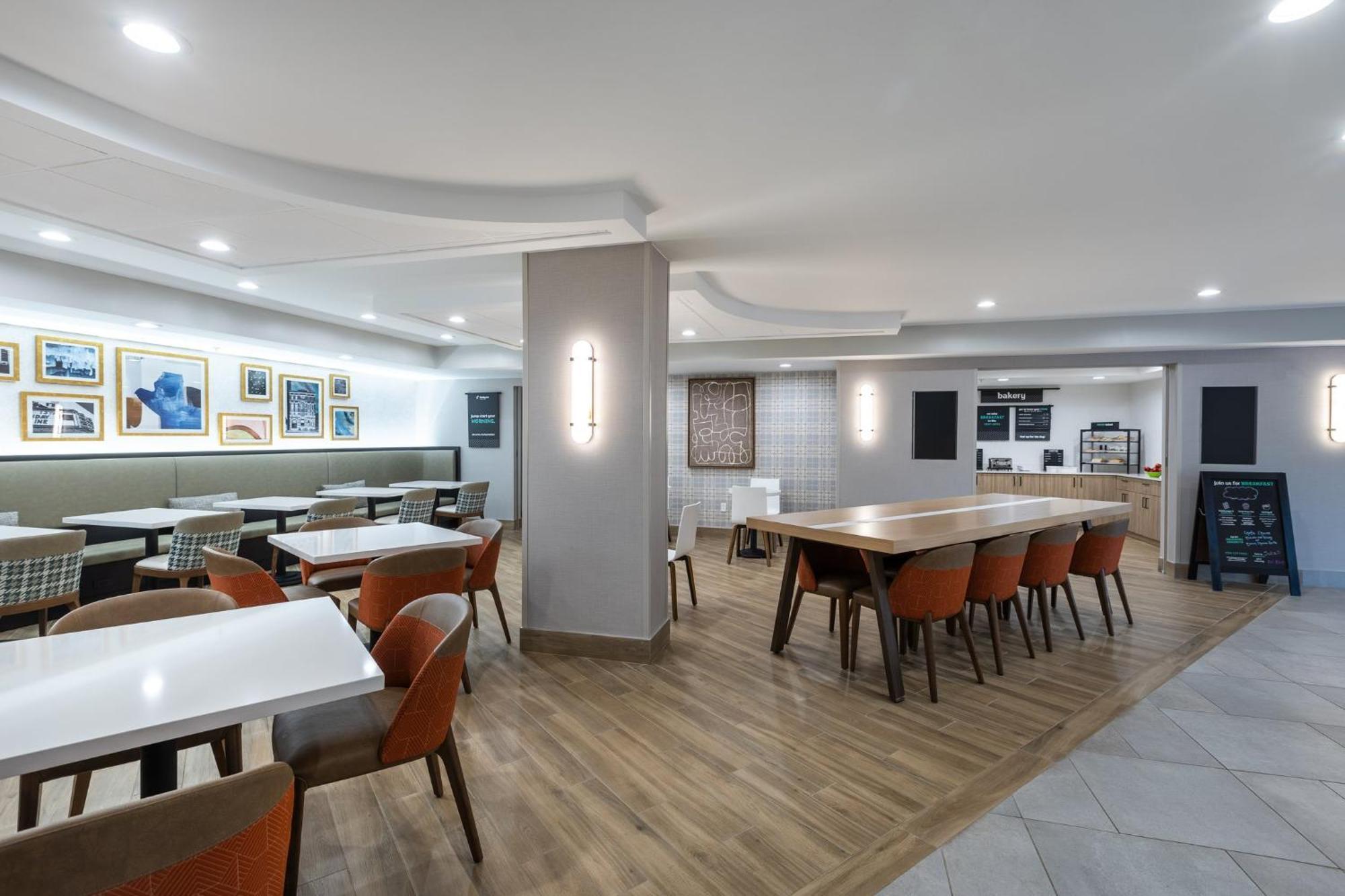 Holiday Inn Anderson By Ihg Zewnętrze zdjęcie